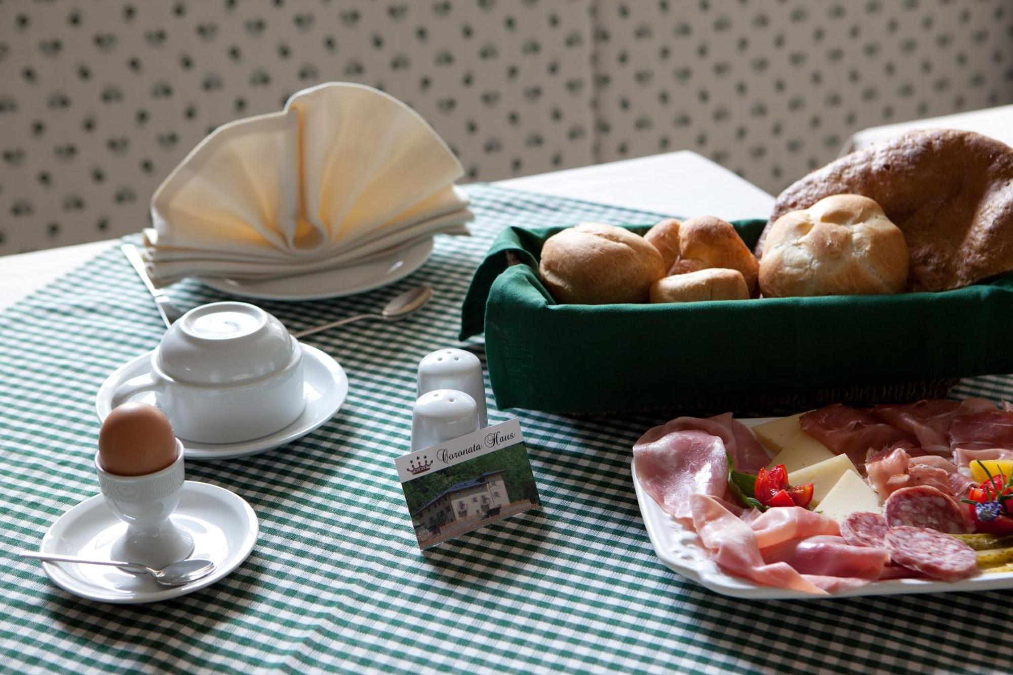 Coronata Haus Bed & Breakfast Roncegno