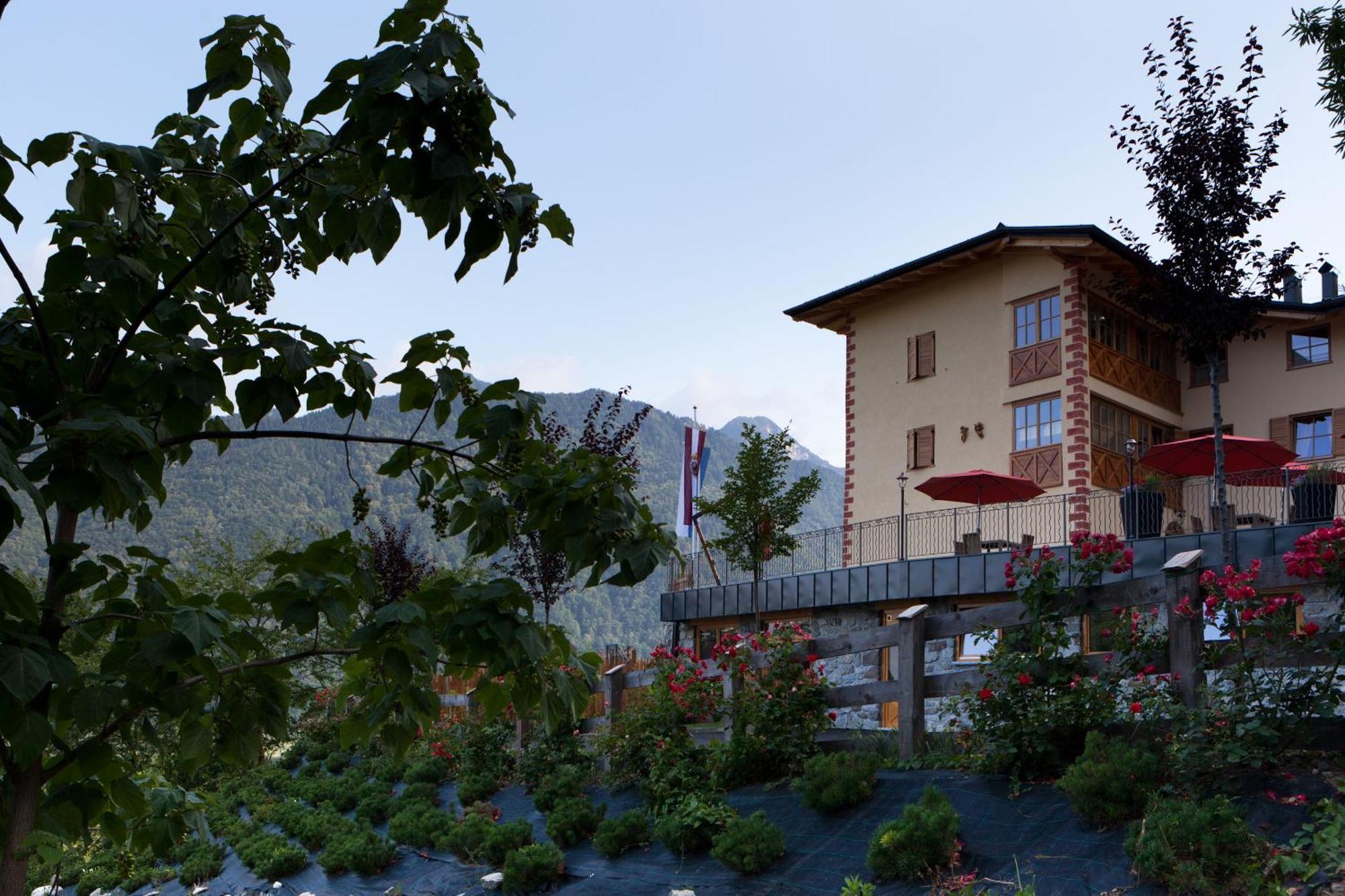 Coronata Haus 3*
